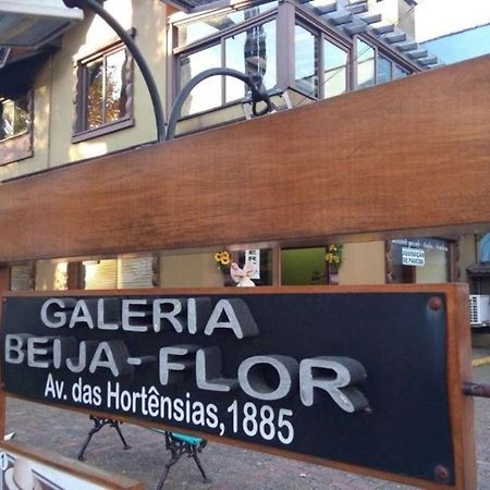 Locar-In Gramado - Loft A 50 M Da Rua Coberta. Apartment Exterior photo